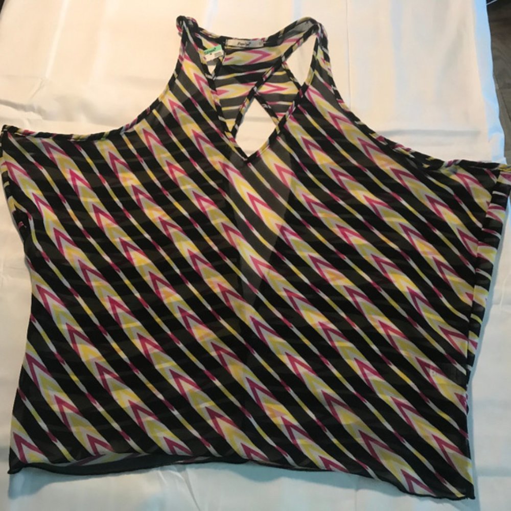 Papaya top with keyhole back NWT Small